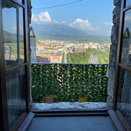 Aria Baci Guest House Berat Eksteriør billede
