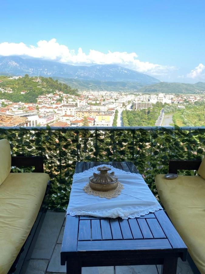 Aria Baci Guest House Berat Eksteriør billede